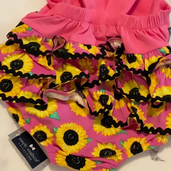 Simply Southern Pink Sunflower Baby Romper - Picture 3 of 6